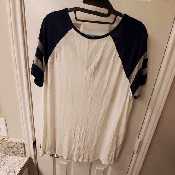 SIGNATURE STUDIOS blessed t shirt size XL - Picture 2 of 5